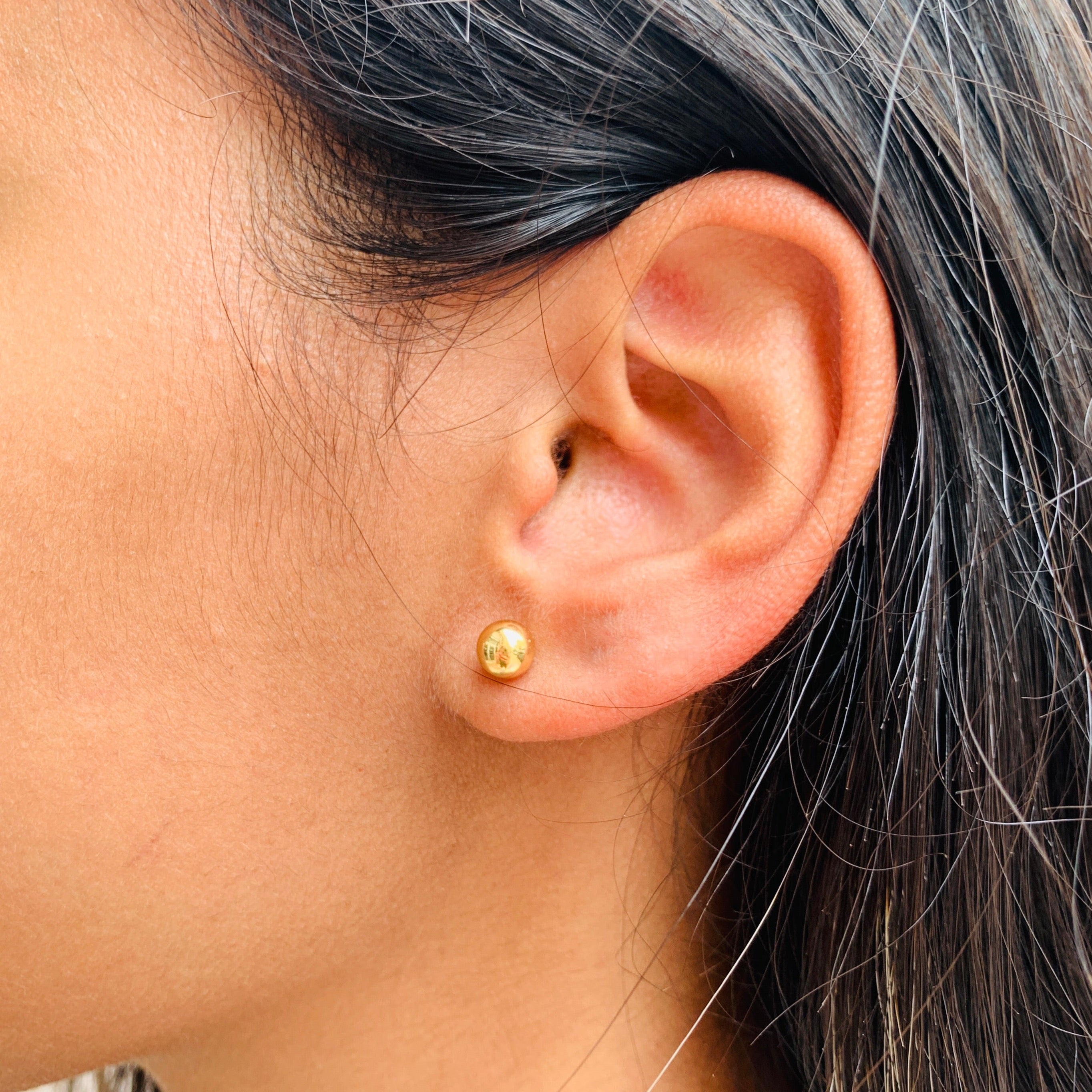 Ali Gold Stud Earrings